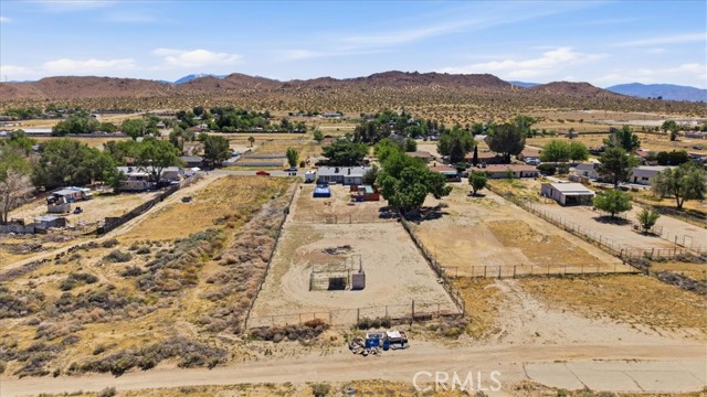 15235 Newmont, Lancaster CA: https://media.crmls.org/medias/54fca7f4-4a22-4885-bffd-88d3868da9e8.jpg