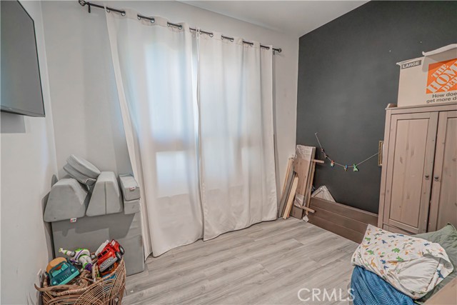 Detail Gallery Image 17 of 44 For 2111 Seville, Santa Paula,  CA 93060 - 4 Beds | 2/1 Baths