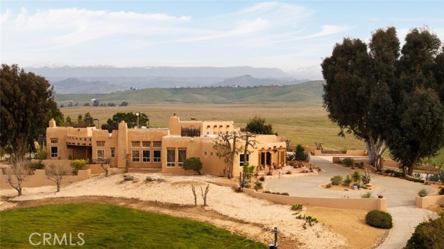 Detail Gallery Image 10 of 64 For 15516 N Friant Rd, Friant,  CA 93626 - 6 Beds | 5/1 Baths