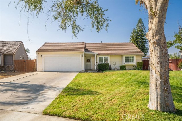 6203 Country View Ln, Riverside, CA 92504