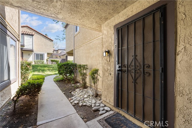 Detail Gallery Image 1 of 29 For 9382 Shadowood Dr #E,  Montclair,  CA 91763 - 2 Beds | 1/1 Baths