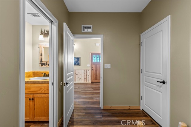 Detail Gallery Image 8 of 49 For 28081 Deertrail Dr, Tehachapi,  CA 93561 - 3 Beds | 2/1 Baths