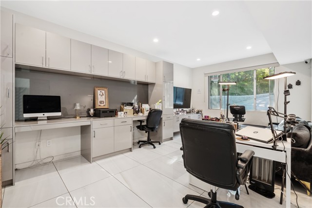 Detail Gallery Image 10 of 39 For 22 Round up, Bell Canyon,  CA 91307 - 6 Beds | 6/1 Baths