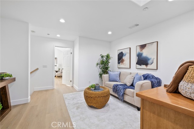 Detail Gallery Image 19 of 36 For 841 S Greenwood #D,  Montebello,  CA 90640 - 3 Beds | 3 Baths