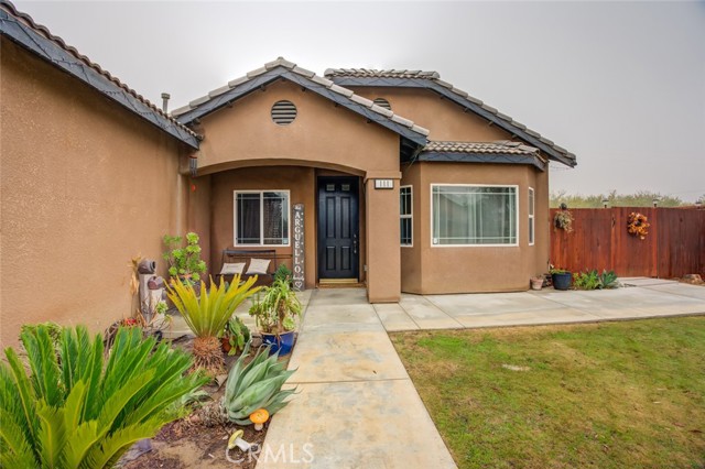 Detail Gallery Image 2 of 31 For 111 Planada Dr, Shafter,  CA 93263 - 3 Beds | 2 Baths