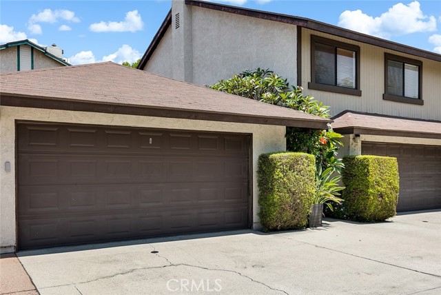 1626 S Mayflower Avenue, Monrovia CA: https://media.crmls.org/medias/55002f6f-cb17-4e46-a042-c42f67cba717.jpg
