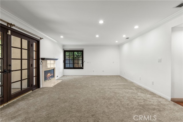 19613 Hiawatha Street, Chatsworth CA: https://media.crmls.org/medias/550075c7-d6ef-40d8-973c-728fa31185b7.jpg