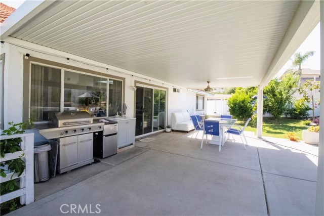15303 Lakebreeze Lane, Lake Elsinore CA: https://media.crmls.org/medias/5500ff3e-e419-4874-9629-09c278dcbfca.jpg