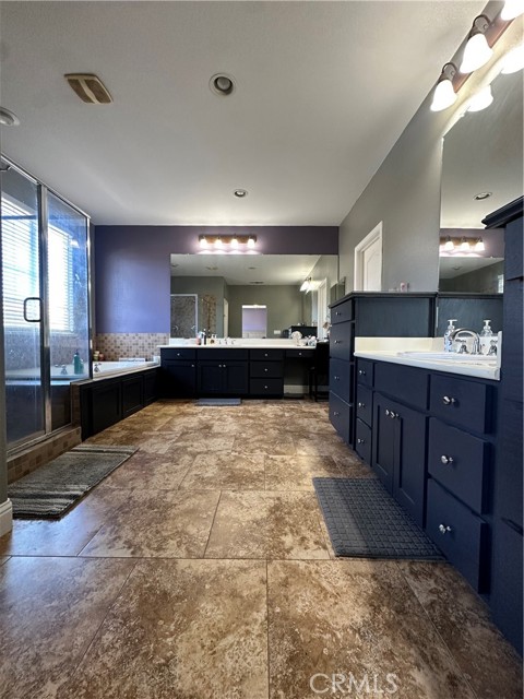 Detail Gallery Image 54 of 62 For 1971 Summerglen, Atwater,  CA 95301 - 5 Beds | 3/1 Baths