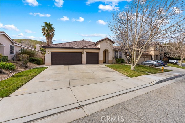 Detail Gallery Image 4 of 41 For 39951 Capland, Palmdale,  CA 93551 - 4 Beds | 2 Baths