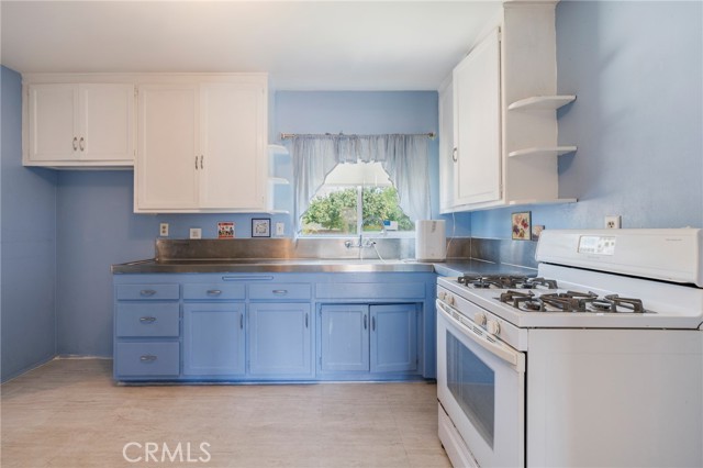Image 16 of 30 For 5532 Pearce Avenue