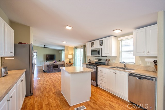 Detail Gallery Image 17 of 74 For 38150 Overview, Temecula,  CA 92592 - 4 Beds | 2 Baths