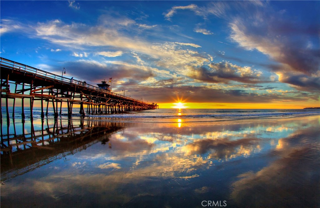 https://media.crmls.org/medias/5502ade7-c25f-4b7c-97b2-3a22b1aeae1a.jpg?preset=X-Large
