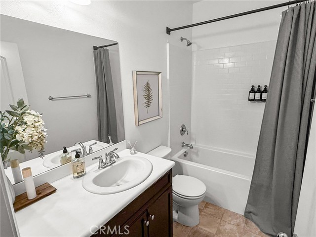 Detail Gallery Image 16 of 20 For 2455 E Lewiston St, Ontario,  CA 91761 - 5 Beds | 3 Baths