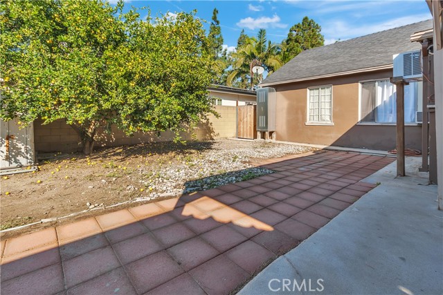 9632 Abbotsford, Pico Rivera CA: https://media.crmls.org/medias/5503f573-8136-40b4-ac65-44cec196f7bf.jpg