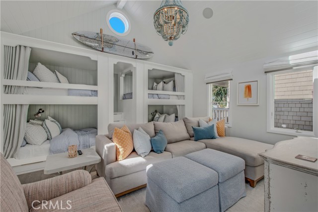Detail Gallery Image 39 of 55 For 317 E Bay Front, Newport Beach,  CA 92662 - 3 Beds | 3/1 Baths