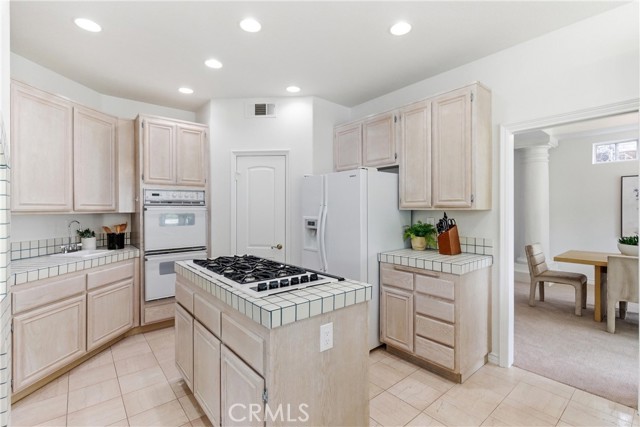 Image 9 of 53 For 24345 La Homa