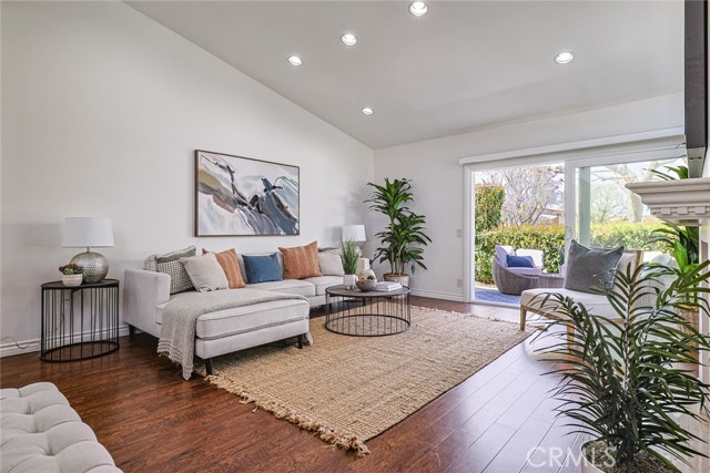 Detail Gallery Image 28 of 65 For 110 Hilltop Cir, Rancho Palos Verdes,  CA 90275 - 2 Beds | 2 Baths