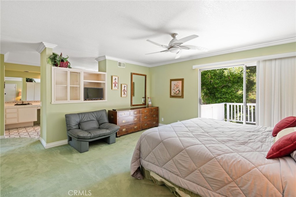 MLS #OC25155618 img 23