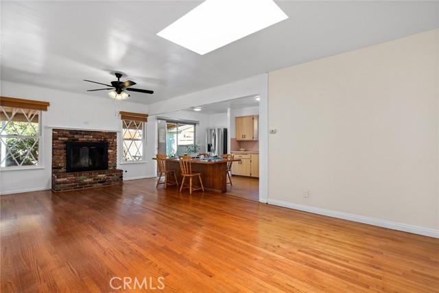 Detail Gallery Image 10 of 32 For 11437 Norlain Ave, Downey,  CA 90241 - 3 Beds | 2 Baths