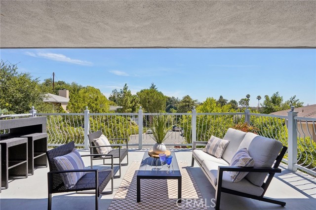 Detail Gallery Image 9 of 41 For 4527 Leata Ln, La Canada Flintridge,  CA 91011 - 2 Beds | 2 Baths