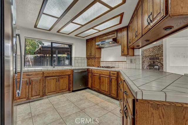Detail Gallery Image 17 of 43 For 798 N Pepper St, Woodlake,  CA 93286 - 4 Beds | 3/1 Baths