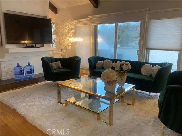 Detail Gallery Image 13 of 20 For 4609 Park Mirasol, Calabasas,  CA 91302 - 3 Beds | 3/1 Baths