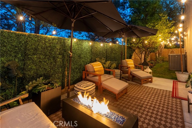 27705 Essex Place, Valencia CA: https://media.crmls.org/medias/550839b0-9b21-40b4-bc85-a96f9ada6e55.jpg