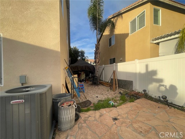 Detail Gallery Image 25 of 27 For 26871 Snow Canyon Cir, Moreno Valley,  CA 92555 - 5 Beds | 3 Baths