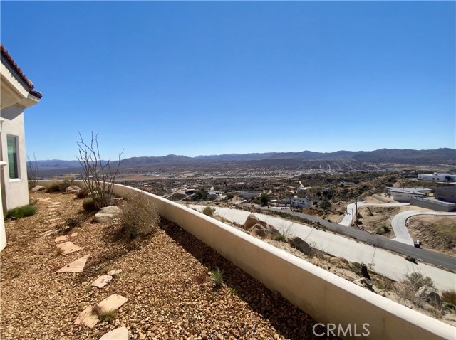 Detail Gallery Image 39 of 48 For 6057 Buena Suerte, Yucca Valley,  CA 92284 - 3 Beds | 2/1 Baths