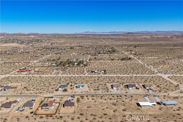 Detail Gallery Image 7 of 13 For 62407 Crestview Dr, Joshua Tree,  CA 92252 - – Beds | – Baths