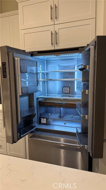 16432 Compass Avenue, Tustin CA: https://media.crmls.org/medias/5509d2fc-c9d2-492e-90f6-6a0e3ed06e8d.jpg