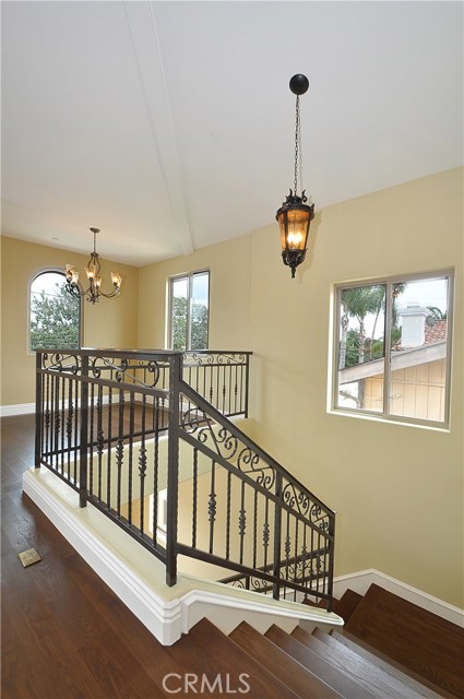 519 Lucia Avenue, Redondo Beach, California 90277, 4 Bedrooms Bedrooms, ,2 BathroomsBathrooms,Residential,Sold,Lucia,SB17035831