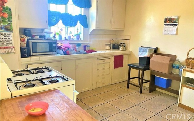 Detail Gallery Image 10 of 20 For 2630 2632 L St, Bakersfield,  CA 93301 - – Beds | – Baths