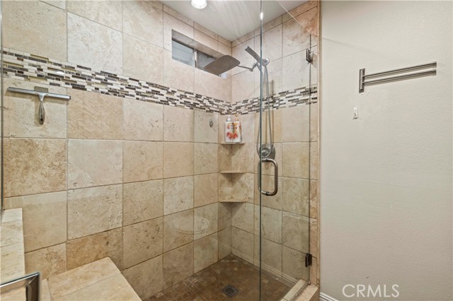 21742 Grovepark Drive, Saugus CA: https://media.crmls.org/medias/550b1f42-ac3e-476b-a9ca-b19ab4cdc3e2.jpg