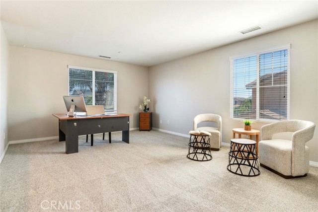Detail Gallery Image 16 of 36 For 15190 Fox Ridge Dr, Fontana,  CA 92336 - 3 Beds | 2/1 Baths