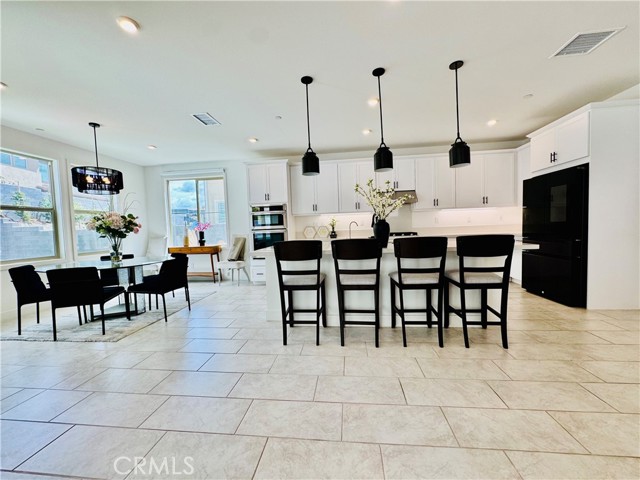 Detail Gallery Image 8 of 12 For 295 Autumn Way, Rancho Mission Viejo,  CA 92694 - 5 Beds | 4 Baths