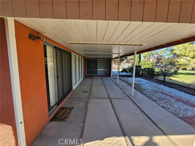 Detail Gallery Image 4 of 16 For 14185 Burning Tree, Victorville,  CA 92395 - 3 Beds | 2 Baths