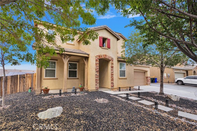 Detail Gallery Image 2 of 49 For 13458 Snowdrop Ct, Victorville,  CA 92394 - 5 Beds | 3 Baths