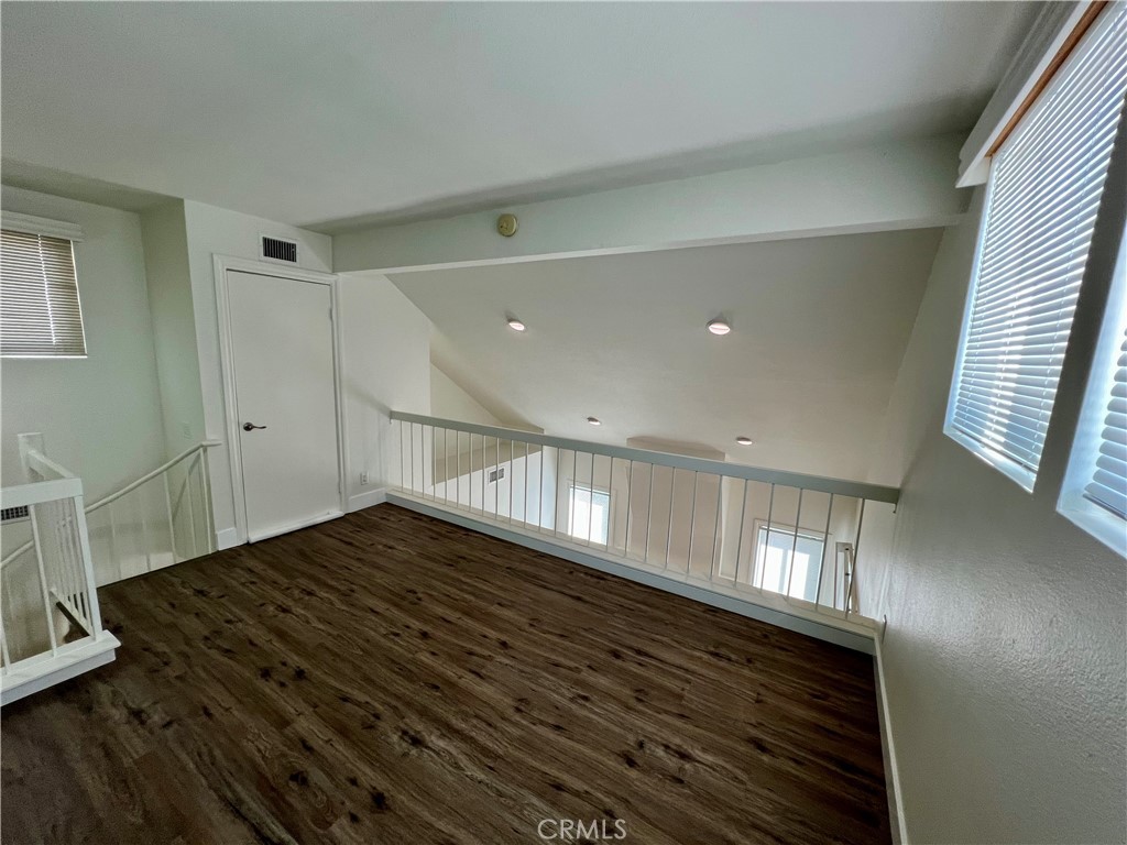 550f13cd 9b35 4605 989b F5f5e6c8f8a7