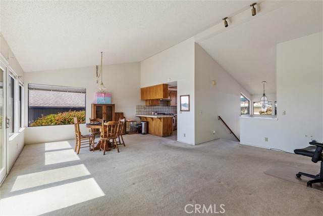 Detail Gallery Image 17 of 51 For 1221 Berwick Dr, Morro Bay,  CA 93442 - 3 Beds | 2/1 Baths