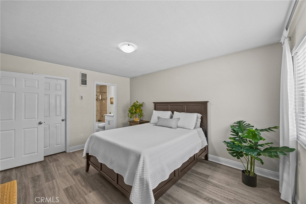 2094 Grand Avenue - photo 14