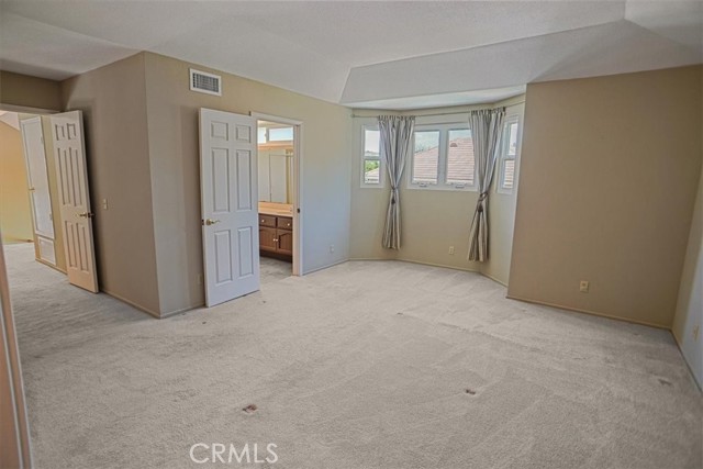 972 Lodestone Court, Newbury Park CA: https://media.crmls.org/medias/55112622-82cc-4c2b-8505-66196409a290.jpg