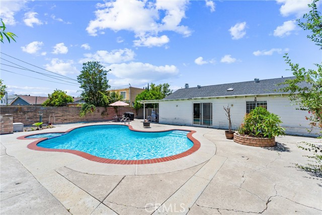 Detail Gallery Image 5 of 37 For 24162 Fordview, Lake Forest,  CA 92630 - 5 Beds | 2 Baths