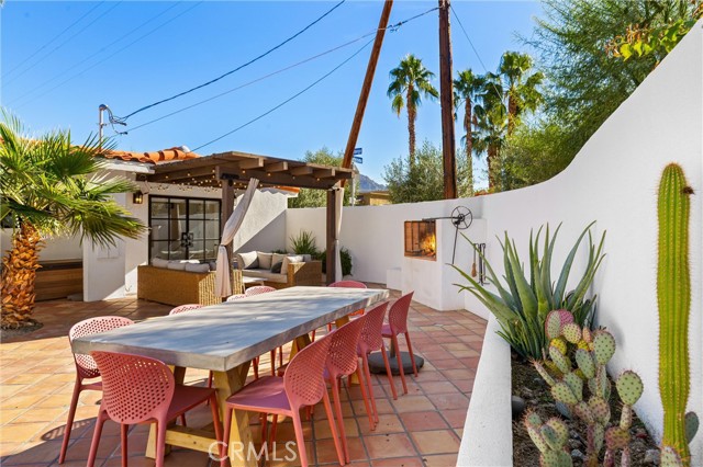 51991 Avenida Morales, La Quinta CA: https://media.crmls.org/medias/5512f5bd-0e18-46a3-ae0c-60a55dc67994.jpg