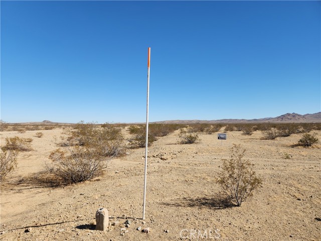 Detail Gallery Image 1 of 8 For 33 Panamint Trl, Helendale,  CA 92342 - – Beds | – Baths