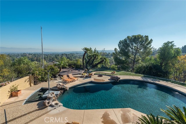 Detail Gallery Image 28 of 36 For 24971 Kit Carson Rd, Hidden Hills,  CA 91302 - 6 Beds | 3/1 Baths