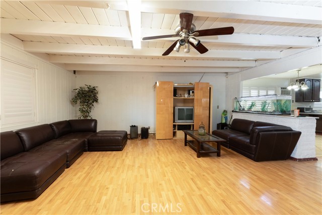 231 S Gain Street, Anaheim CA: https://media.crmls.org/medias/55138a43-48c3-447b-a9b0-8b770215cd58.jpg