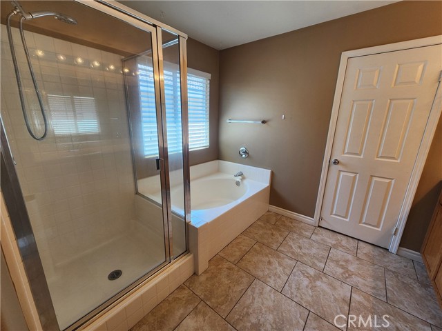 Detail Gallery Image 14 of 20 For 1760 Palermo Dr, Riverside,  CA 92507 - 3 Beds | 2/1 Baths