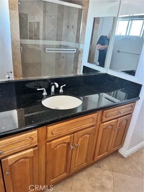 Detail Gallery Image 12 of 16 For 1221 S Meyler, San Pedro,  CA 90731 - 2 Beds | 2 Baths